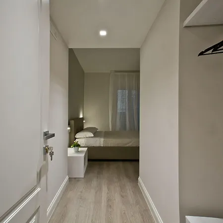 Domus Roma 3*